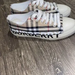 Burberry Shoes  Casual shoes Brand new size 10 New Burberry Men main image 4